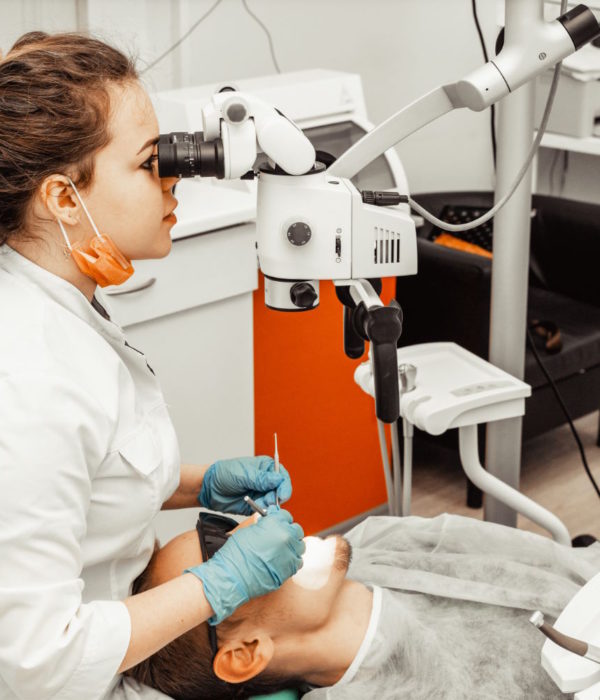 Mikroskop w gabinecie stomatologicznym: nowa era w leczeniu zębów