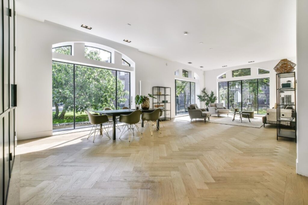 Instalacja parkietu jest procesem wymagającym dokładności i precyzji